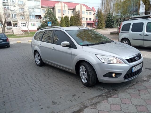 Серый Форд Фокус, объемом двигателя 1.6 л и пробегом 205 тыс. км за 5900 $, фото 1 на Automoto.ua