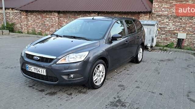 Серый Форд Фокус, объемом двигателя 1.6 л и пробегом 310 тыс. км за 6000 $, фото 7 на Automoto.ua