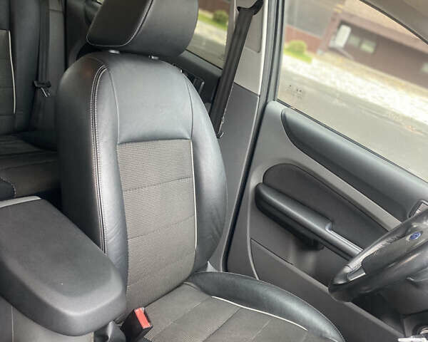 Серый Форд Фокус, объемом двигателя 1.56 л и пробегом 269 тыс. км за 5450 $, фото 21 на Automoto.ua