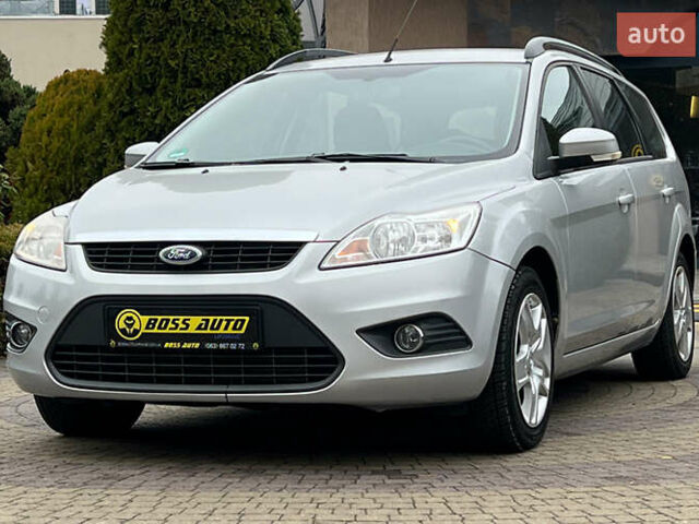 Серый Форд Фокус, объемом двигателя 1.56 л и пробегом 175 тыс. км за 5400 $, фото 2 на Automoto.ua