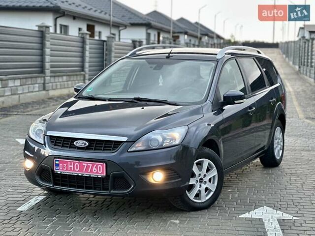 Серый Форд Фокус, объемом двигателя 1.6 л и пробегом 234 тыс. км за 6800 $, фото 1 на Automoto.ua