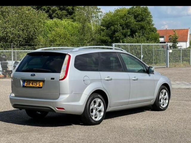 Серый Форд Фокус, объемом двигателя 1.6 л и пробегом 218 тыс. км за 6000 $, фото 2 на Automoto.ua