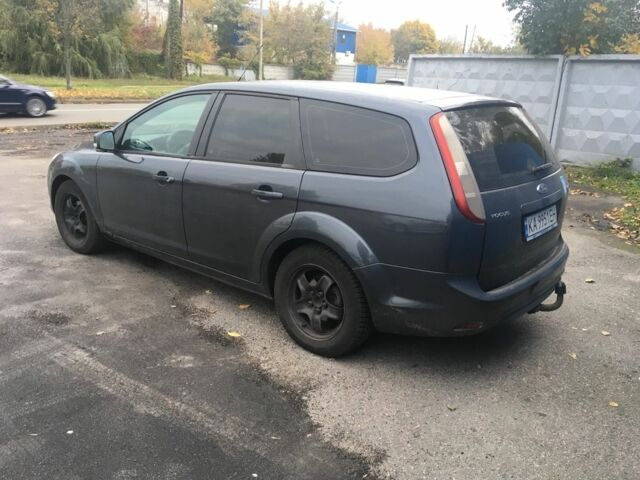 Сірий Форд Фокус, об'ємом двигуна 1.6 л та пробігом 380 тис. км за 5000 $, фото 2 на Automoto.ua