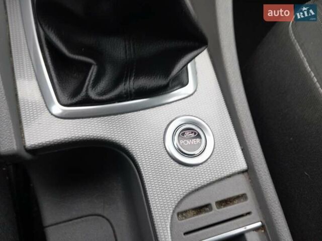 Сірий Форд Фокус, об'ємом двигуна 1.8 л та пробігом 290 тис. км за 5900 $, фото 2 на Automoto.ua