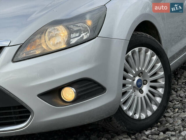 Сірий Форд Фокус, об'ємом двигуна 1.6 л та пробігом 251 тис. км за 6600 $, фото 14 на Automoto.ua