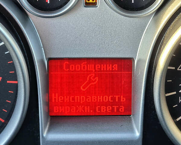 Серый Форд Фокус, объемом двигателя 1.6 л и пробегом 286 тыс. км за 5700 $, фото 19 на Automoto.ua