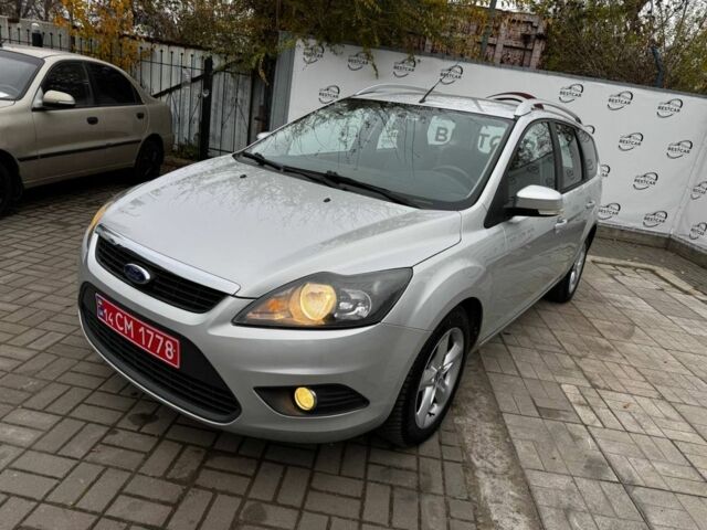 Серый Форд Фокус, объемом двигателя 1.6 л и пробегом 188 тыс. км за 5700 $, фото 15 на Automoto.ua