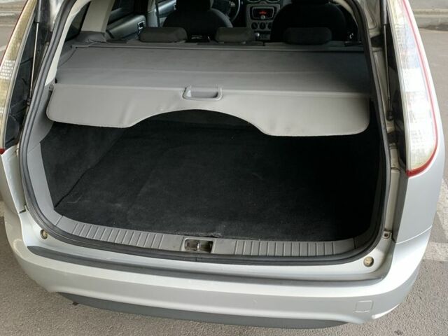 Сірий Форд Фокус, об'ємом двигуна 1.6 л та пробігом 194 тис. км за 6000 $, фото 12 на Automoto.ua