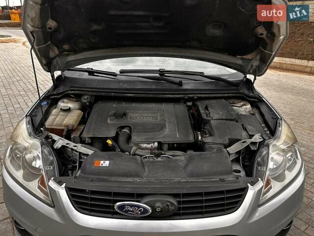 Сірий Форд Фокус, об'ємом двигуна 1.56 л та пробігом 300 тис. км за 5200 $, фото 29 на Automoto.ua