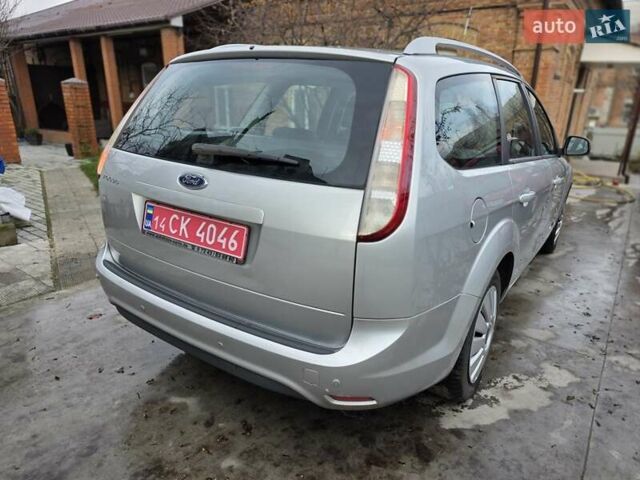 Серый Форд Фокус, объемом двигателя 1.6 л и пробегом 237 тыс. км за 5400 $, фото 30 на Automoto.ua