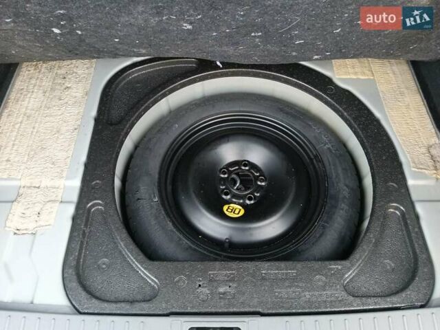 Серый Форд Фокус, объемом двигателя 1.6 л и пробегом 218 тыс. км за 6000 $, фото 9 на Automoto.ua