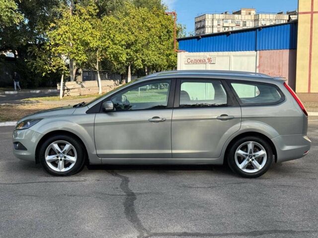 Сірий Форд Фокус, об'ємом двигуна 1.6 л та пробігом 300 тис. км за 5990 $, фото 1 на Automoto.ua