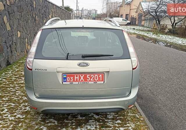 Серый Форд Фокус, объемом двигателя 1.6 л и пробегом 203 тыс. км за 5800 $, фото 7 на Automoto.ua