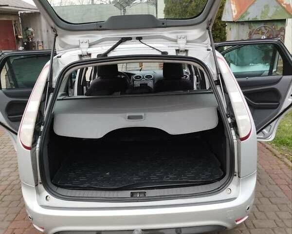 Сірий Форд Фокус, об'ємом двигуна 1.56 л та пробігом 292 тис. км за 6400 $, фото 7 на Automoto.ua