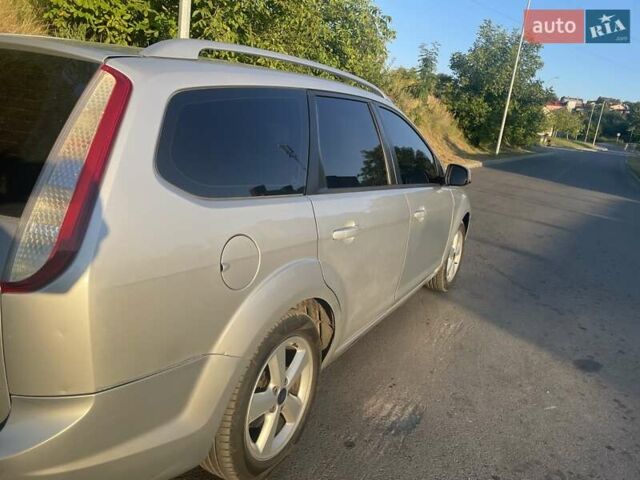 Сірий Форд Фокус, об'ємом двигуна 1.6 л та пробігом 295 тис. км за 5200 $, фото 2 на Automoto.ua