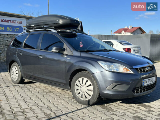Серый Форд Фокус, объемом двигателя 1.6 л и пробегом 270 тыс. км за 5999 $, фото 3 на Automoto.ua