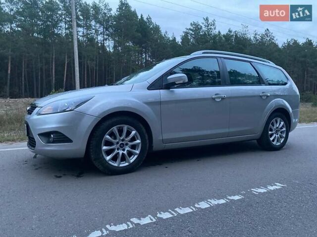 Серый Форд Фокус, объемом двигателя 1.6 л и пробегом 232 тыс. км за 5700 $, фото 4 на Automoto.ua