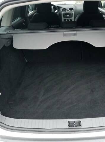 Сірий Форд Фокус, об'ємом двигуна 1.6 л та пробігом 176 тис. км за 5699 $, фото 22 на Automoto.ua