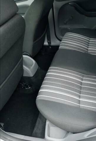 Сірий Форд Фокус, об'ємом двигуна 1.6 л та пробігом 176 тис. км за 5699 $, фото 11 на Automoto.ua