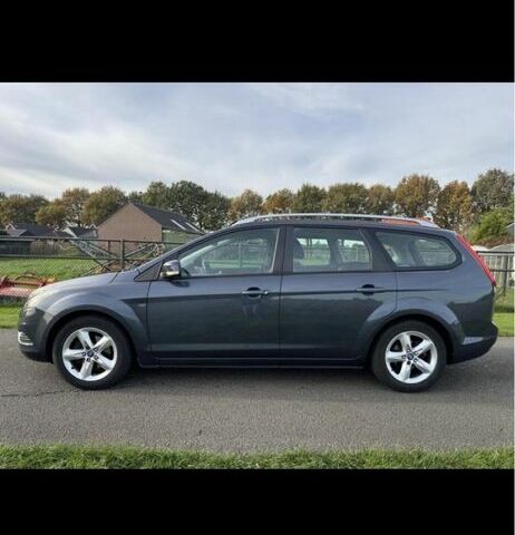 Сірий Форд Фокус, об'ємом двигуна 1.6 л та пробігом 232 тис. км за 5800 $, фото 4 на Automoto.ua