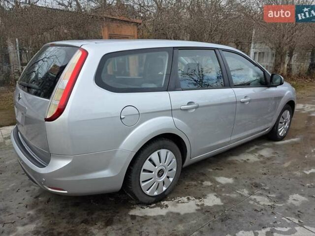 Сірий Форд Фокус, об'ємом двигуна 1.6 л та пробігом 237 тис. км за 5800 $, фото 6 на Automoto.ua