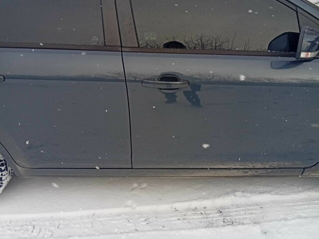 Сірий Форд Фокус, об'ємом двигуна 1.6 л та пробігом 2 тис. км за 6000 $, фото 5 на Automoto.ua