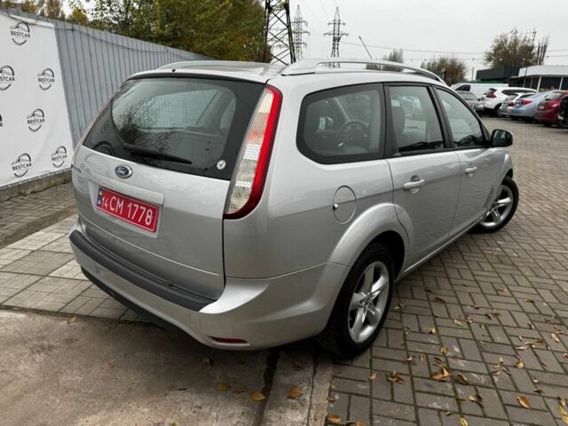 Серый Форд Фокус, объемом двигателя 1.6 л и пробегом 188 тыс. км за 5700 $, фото 2 на Automoto.ua