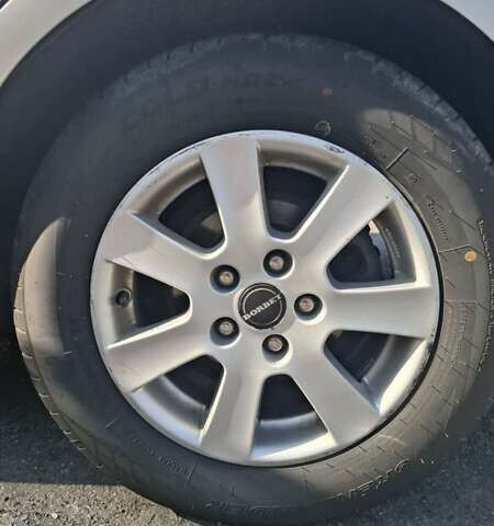 Сірий Форд Фокус, об'ємом двигуна 1.6 л та пробігом 368 тис. км за 5600 $, фото 12 на Automoto.ua