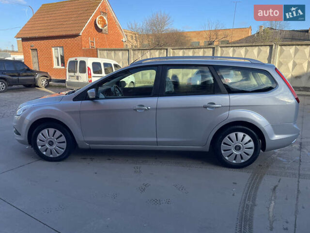 Сірий Форд Фокус, об'ємом двигуна 1.6 л та пробігом 236 тис. км за 5600 $, фото 1 на Automoto.ua
