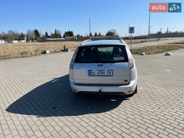 Серый Форд Фокус, объемом двигателя 1.6 л и пробегом 241 тыс. км за 6600 $, фото 6 на Automoto.ua