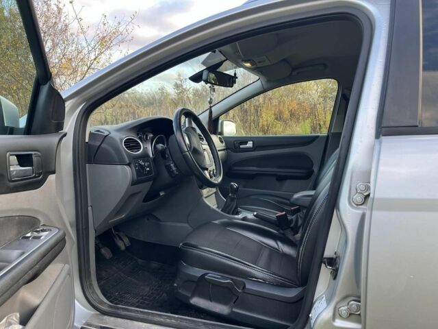 Сірий Форд Фокус, об'ємом двигуна 0 л та пробігом 270 тис. км за 5300 $, фото 2 на Automoto.ua