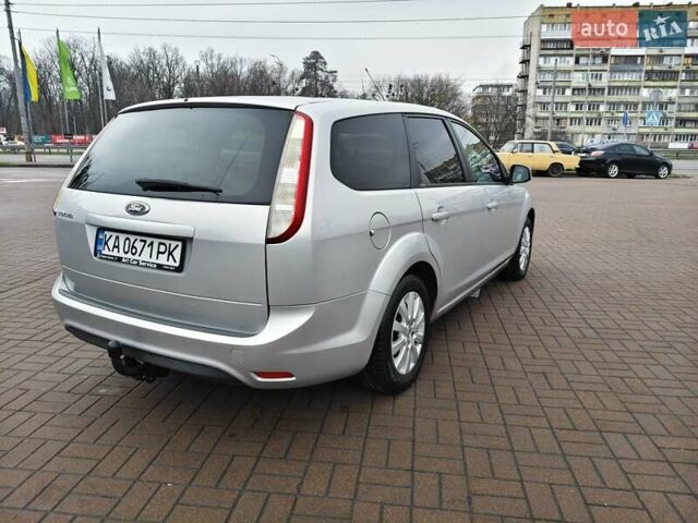 Сірий Форд Фокус, об'ємом двигуна 1.6 л та пробігом 176 тис. км за 5699 $, фото 2 на Automoto.ua