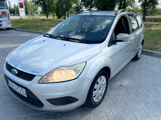 Сірий Форд Фокус, об'ємом двигуна 1.6 л та пробігом 350 тис. км за 2563 $, фото 5 на Automoto.ua