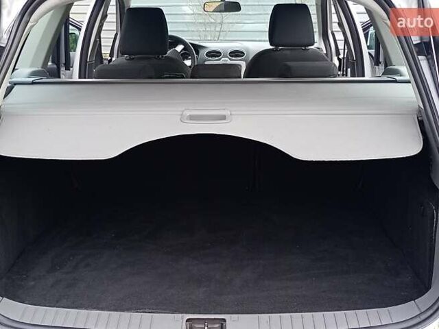 Сірий Форд Фокус, об'ємом двигуна 1.6 л та пробігом 169 тис. км за 6600 $, фото 34 на Automoto.ua