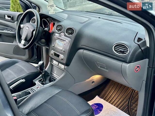 Серый Форд Фокус, объемом двигателя 1.6 л и пробегом 234 тыс. км за 6800 $, фото 22 на Automoto.ua