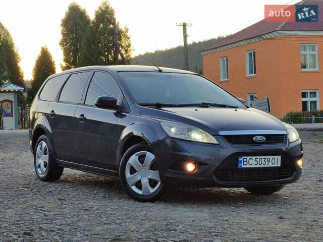 Серый Форд Фокус, объемом двигателя 2 л и пробегом 239 тыс. км за 4650 $, фото 4 на Automoto.ua