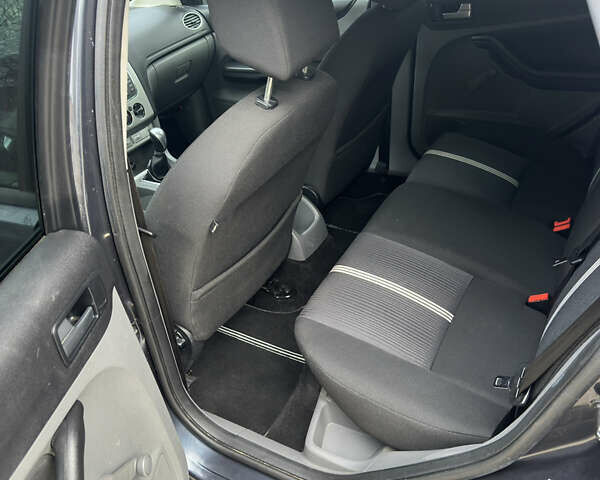 Сірий Форд Фокус, об'ємом двигуна 1.6 л та пробігом 260 тис. км за 5500 $, фото 19 на Automoto.ua