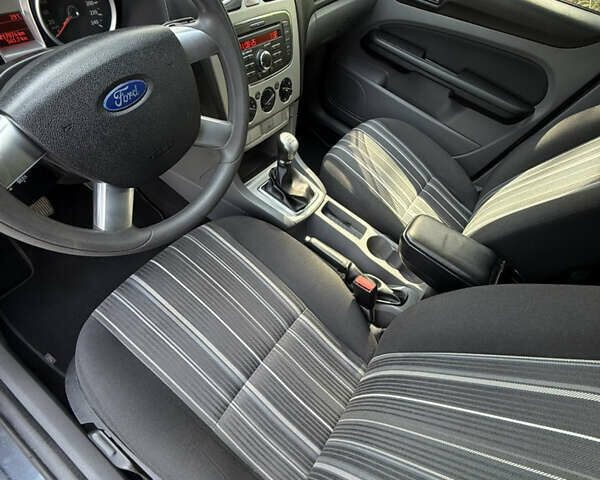 Серый Форд Фокус, объемом двигателя 0 л и пробегом 217 тыс. км за 5800 $, фото 9 на Automoto.ua