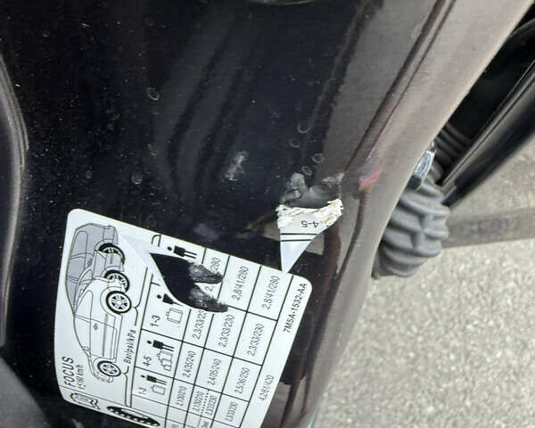 Серый Форд Фокус, объемом двигателя 0 л и пробегом 217 тыс. км за 5800 $, фото 18 на Automoto.ua