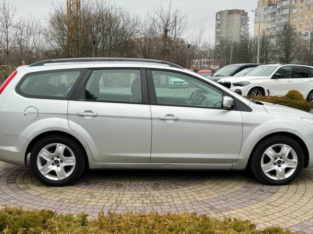 Серый Форд Фокус, объемом двигателя 1.5 л и пробегом 175 тыс. км за 5400 $, фото 7 на Automoto.ua