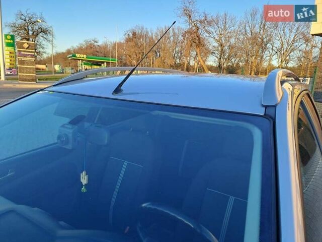 Серый Форд Фокус, объемом двигателя 1.6 л и пробегом 200 тыс. км за 6400 $, фото 11 на Automoto.ua