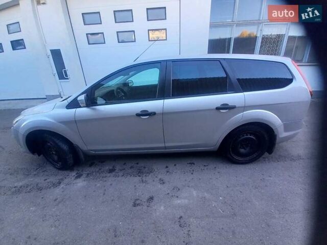 Серый Форд Фокус, объемом двигателя 1.6 л и пробегом 206 тыс. км за 4700 $, фото 3 на Automoto.ua