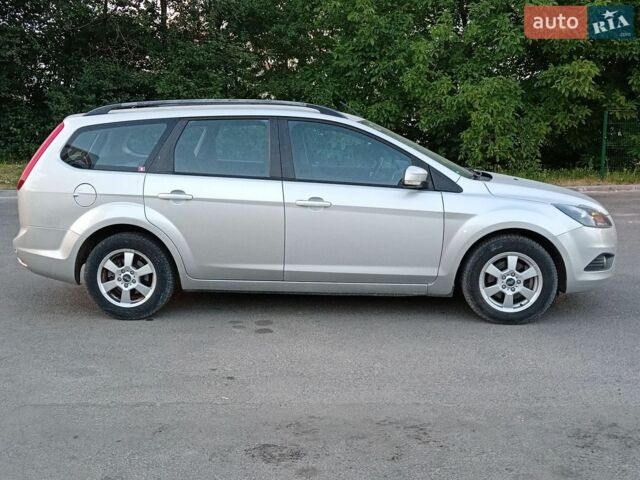 Сірий Форд Фокус, об'ємом двигуна 0 л та пробігом 208 тис. км за 5300 $, фото 3 на Automoto.ua