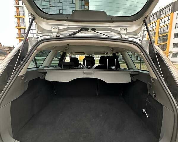 Серый Форд Фокус, объемом двигателя 1.56 л и пробегом 300 тыс. км за 5100 $, фото 20 на Automoto.ua