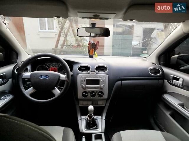 Сірий Форд Фокус, об'ємом двигуна 1.56 л та пробігом 233 тис. км за 5500 $, фото 19 на Automoto.ua