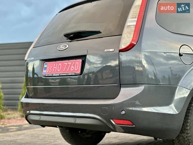 Серый Форд Фокус, объемом двигателя 1.6 л и пробегом 234 тыс. км за 6800 $, фото 40 на Automoto.ua