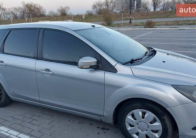 Сірий Форд Фокус, об'ємом двигуна 1.56 л та пробігом 262 тис. км за 5100 $, фото 1 на Automoto.ua
