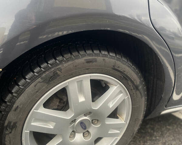 Серый Форд Фокус, объемом двигателя 1.56 л и пробегом 269 тыс. км за 5450 $, фото 24 на Automoto.ua