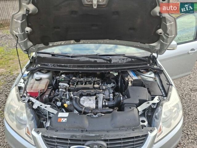 Серый Форд Фокус, объемом двигателя 1.56 л и пробегом 333 тыс. км за 4500 $, фото 25 на Automoto.ua