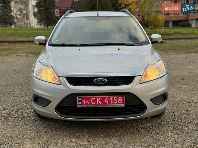 Сірий Форд Фокус, об'ємом двигуна 1.6 л та пробігом 228 тис. км за 4850 $, фото 3 на Automoto.ua